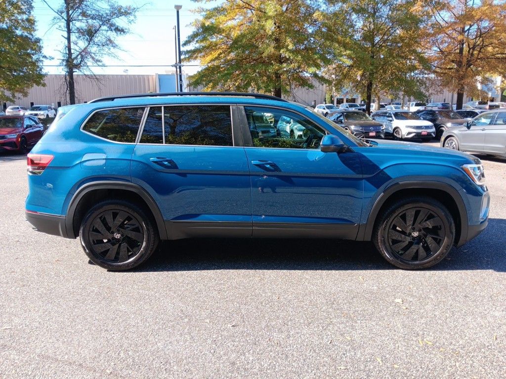 2025 Volkswagen Atlas 2.0T SE w/Technology 6