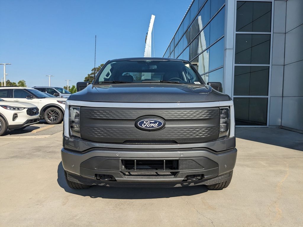 2025 Ford F-150 Lightning Flash