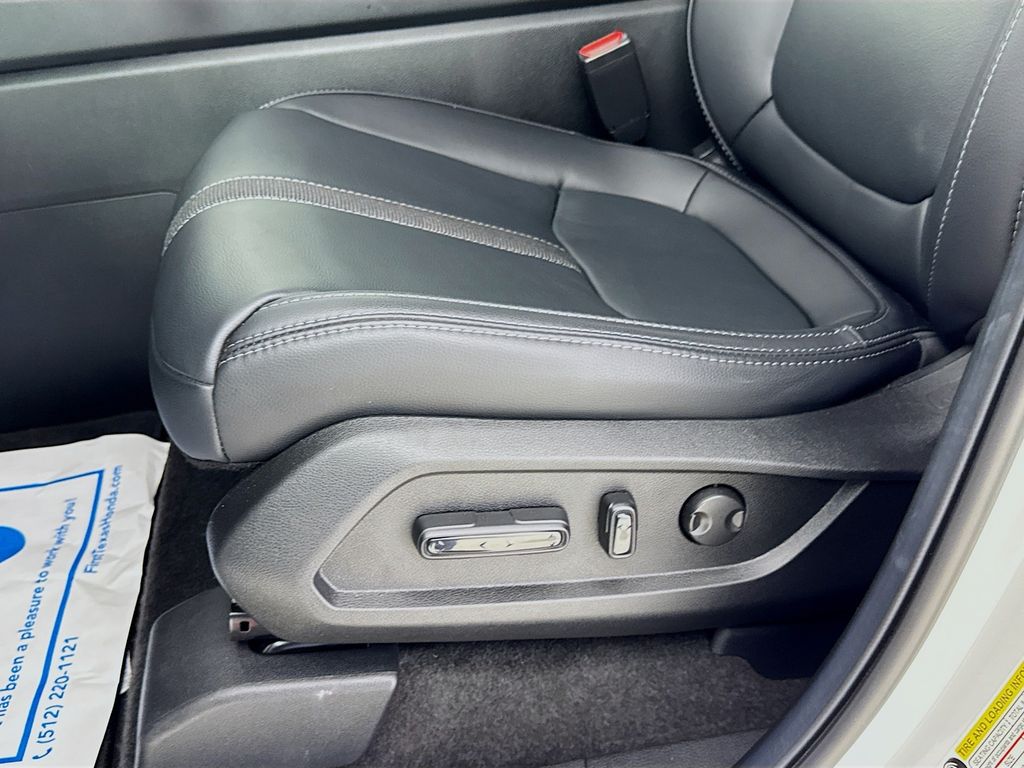 Used Car 2025 Honda Pilot  Touring For Sale Under $50,000 In Austin, Texas