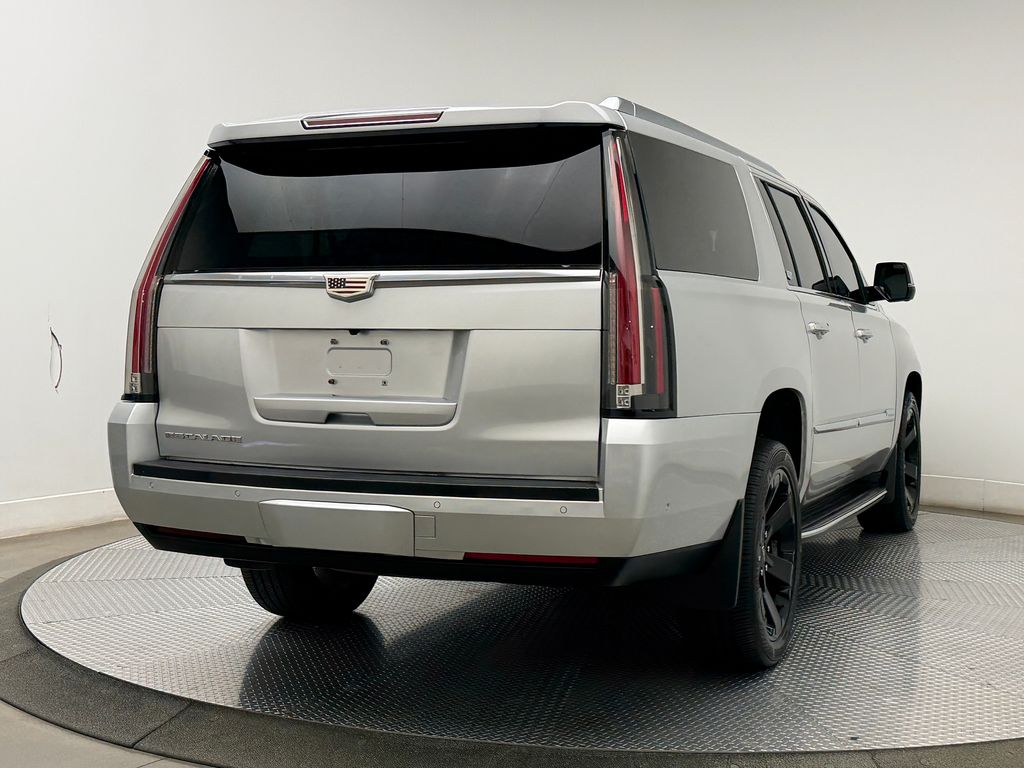 Thumbnail: 2017 Cadillac Escalade - 6