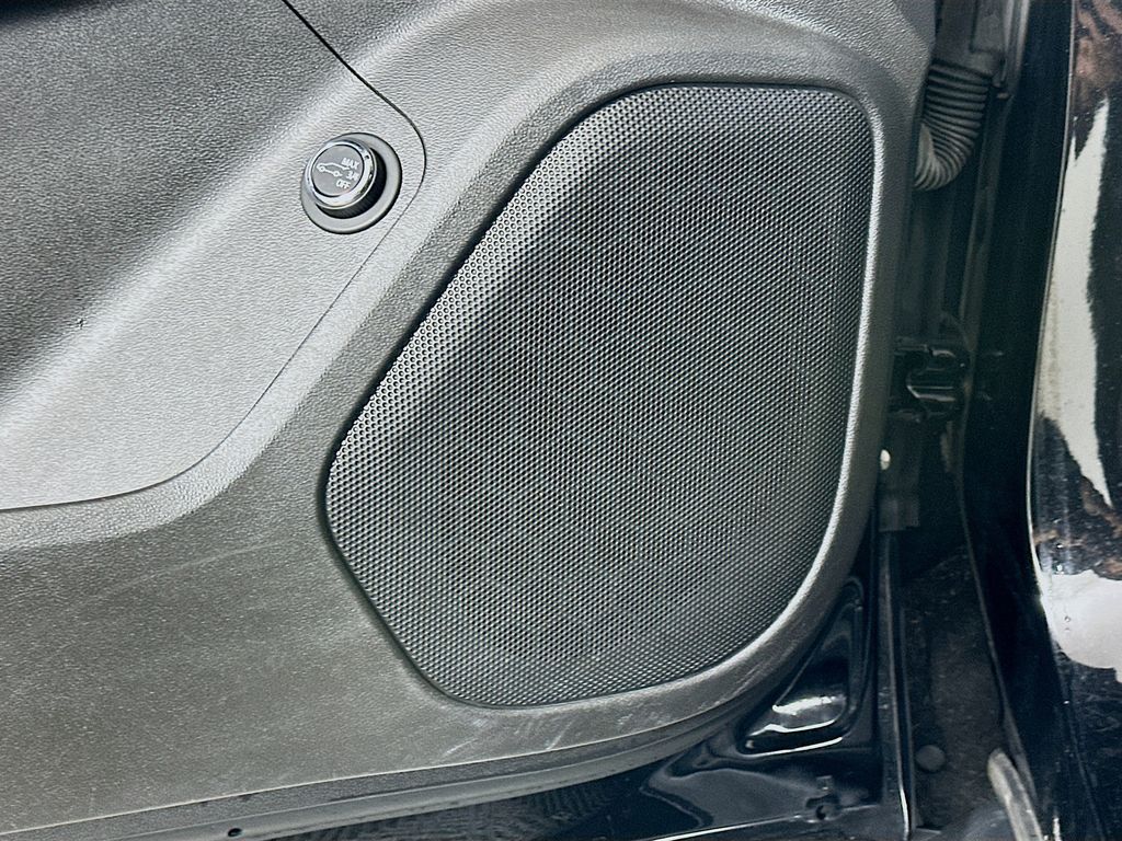 Thumbnail: 2020 GMC Acadia - 18