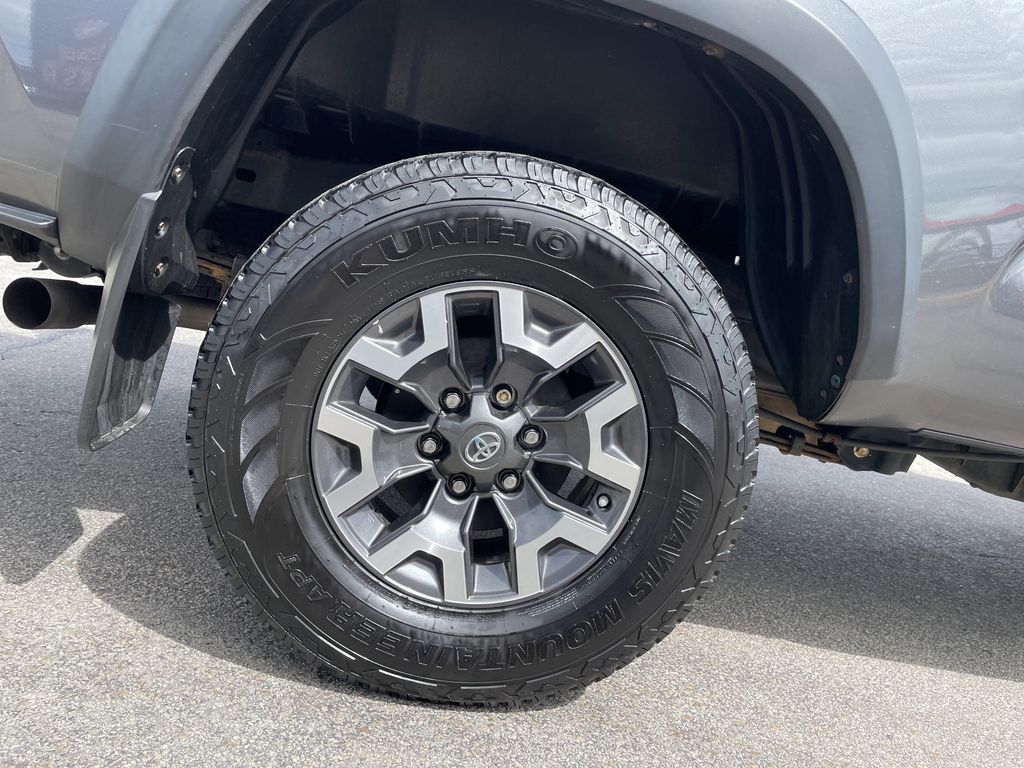 Used 2018 Toyota Tacoma Truck