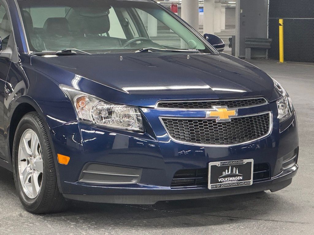 2011 Chevrolet Cruze 2LT 37