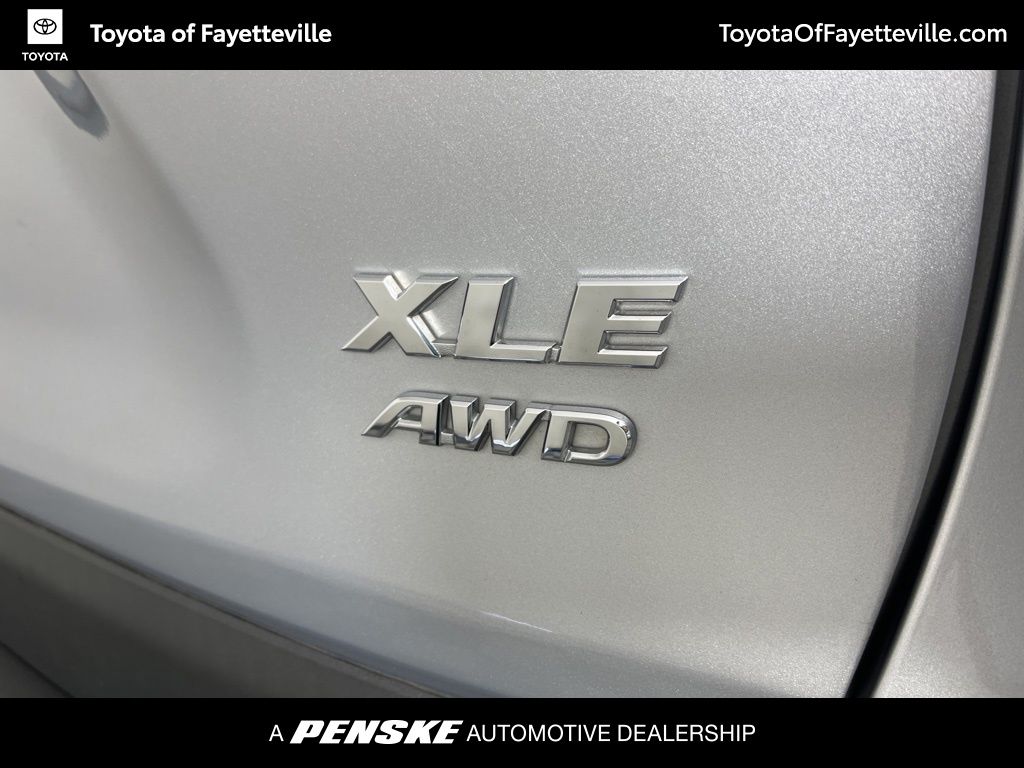 2021 Toyota RAV4 XLE 4