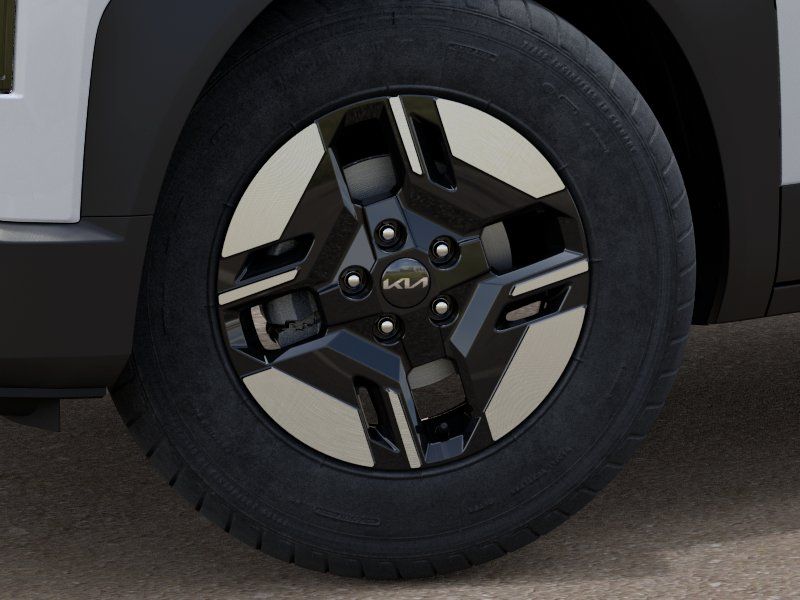 2027 Snow White Pearl Kia Seltos LX FWD SUV