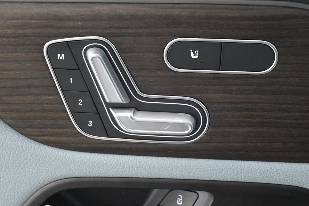 Thumbnail: 2026 Mercedes-Benz GLA - 27