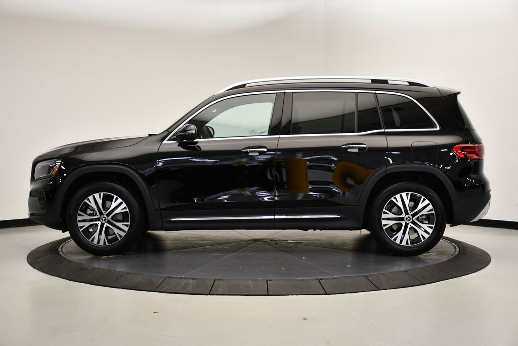 Thumbnail: 2026 Mercedes-Benz GLB - 2