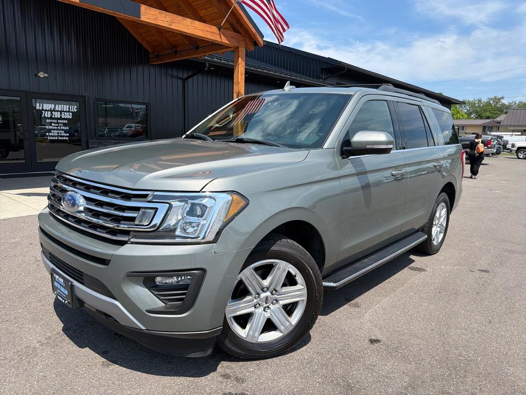 Silver Spruce Metallic 2019 Ford Expedition SUV / Crossover Four-Wheel Drive Automatic
