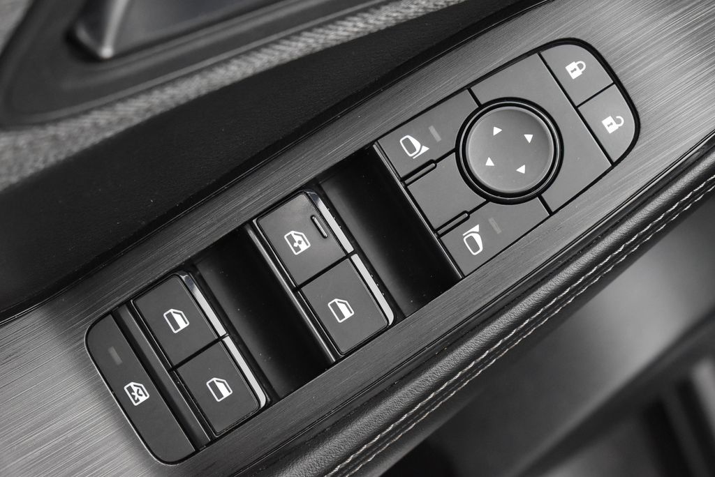 Thumbnail: 2023 Nissan Rogue - 11