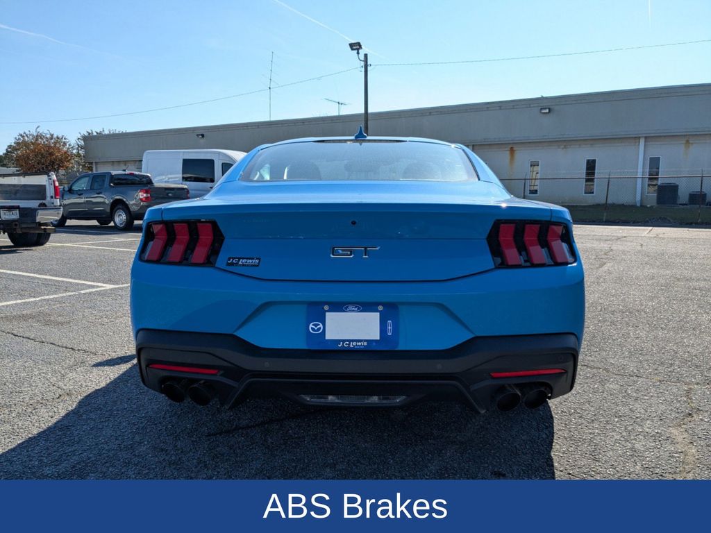 2025 Ford Mustang GT Premium Fastback