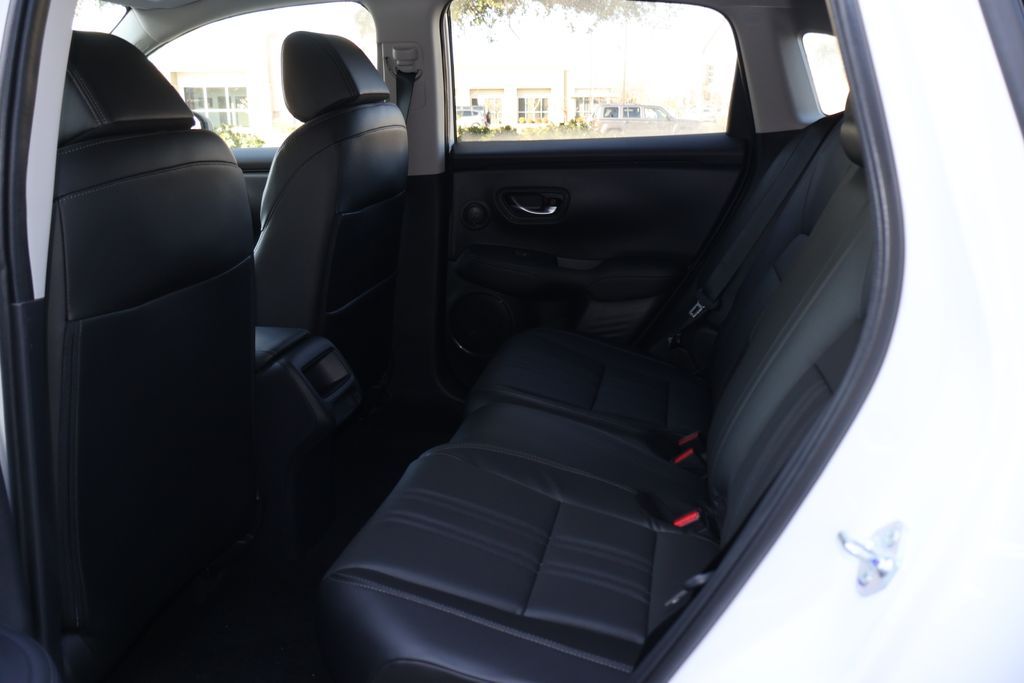 Thumbnail: 2027 Honda HR-V - 11