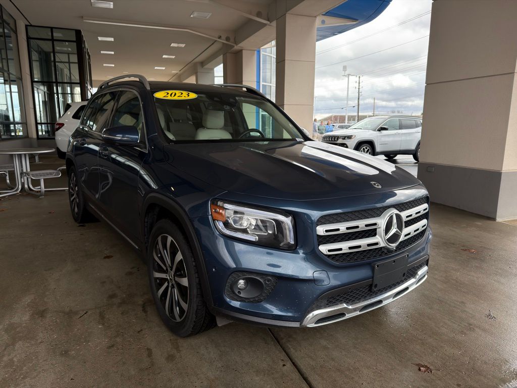 Thumbnail: 2023 Mercedes-Benz GLB - 7