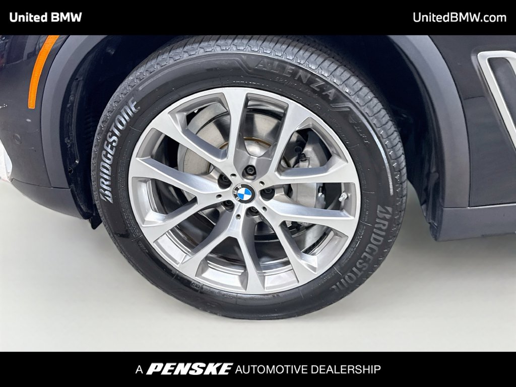 Thumbnail: 2021 BMW X5 - 9