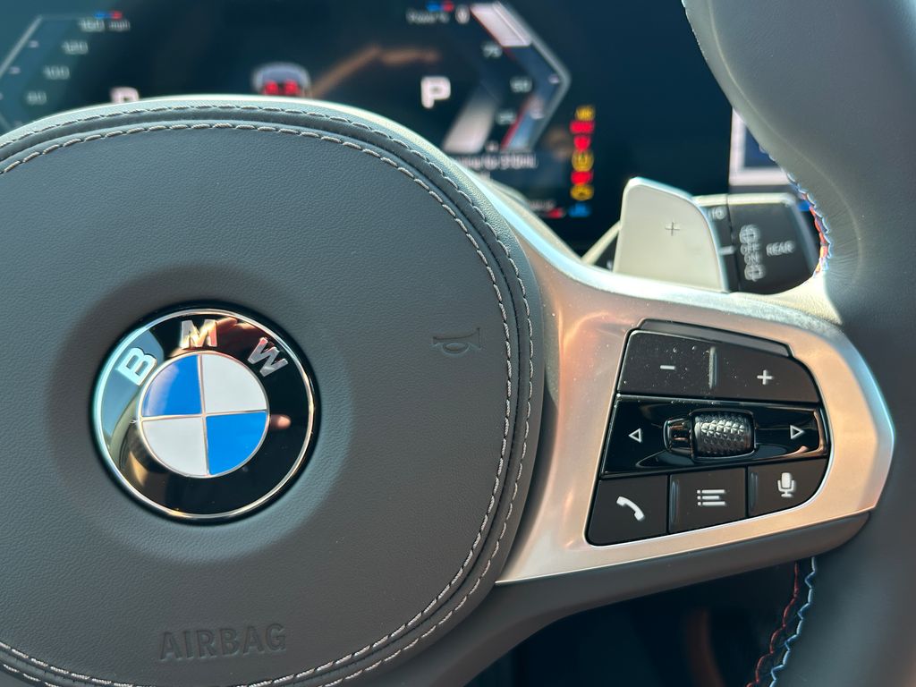 Thumbnail: 2027 BMW X7 - 20
