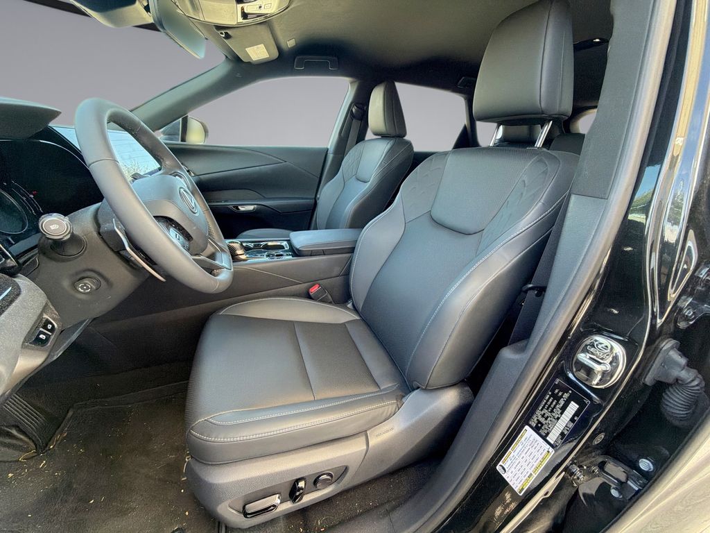 Thumbnail: 2024 Lexus RX - 30