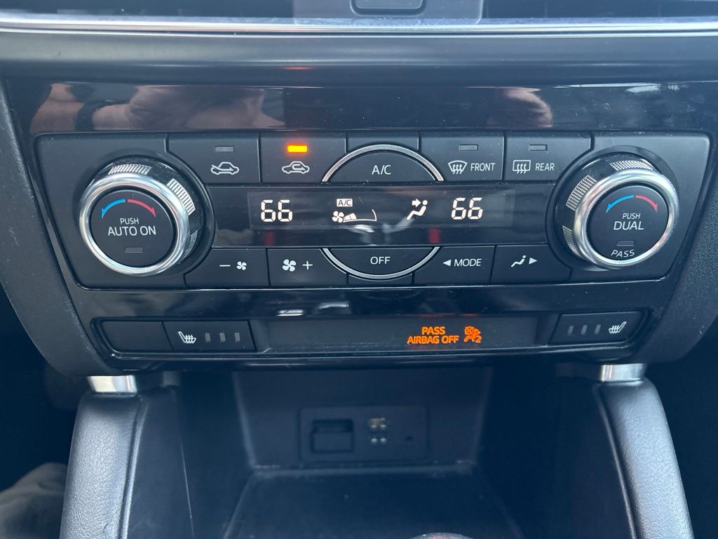 Used 2016 Gray Mazda Grand Touring image 18