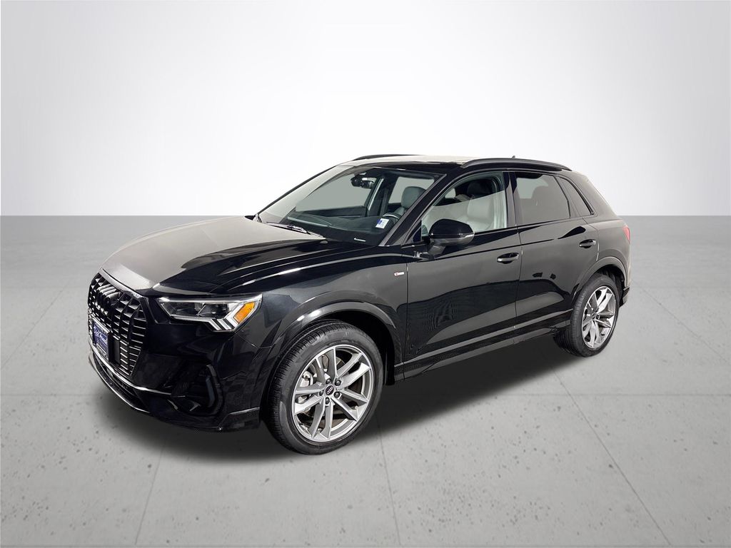 2023 Audi Q3 Premium Plus