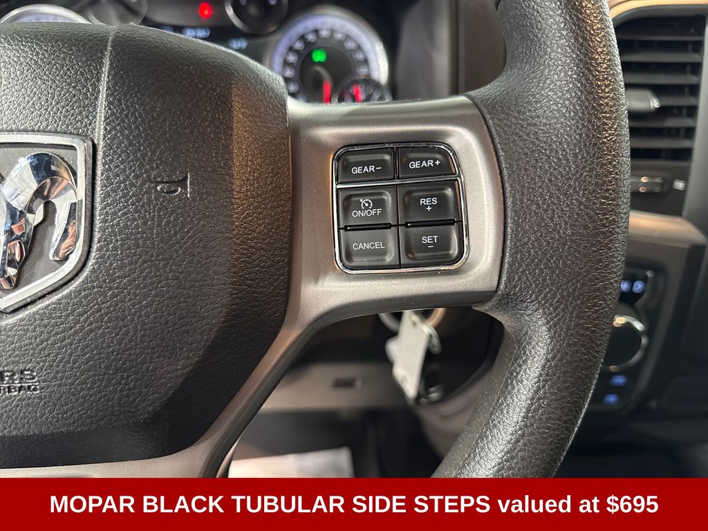 2022 Ram 1500 Classic Warlock - Image 4