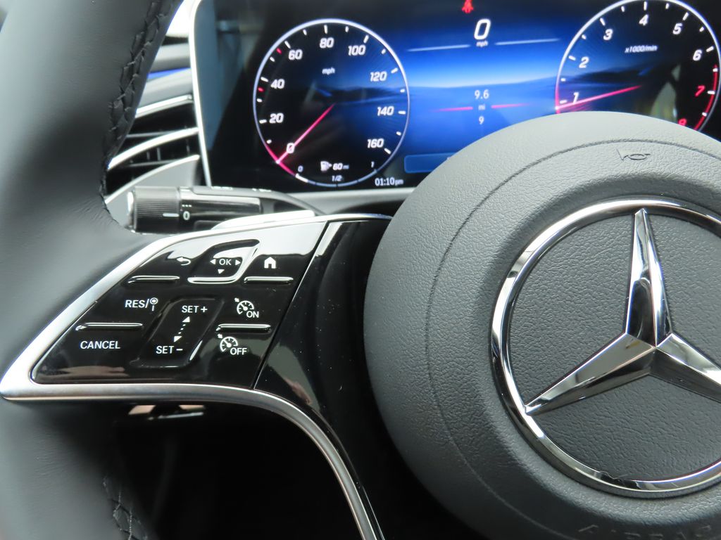 Thumbnail: 2025 Mercedes-Benz E-Class - 11