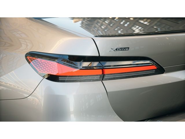 Thumbnail: 2026 BMW 7 Series - 8