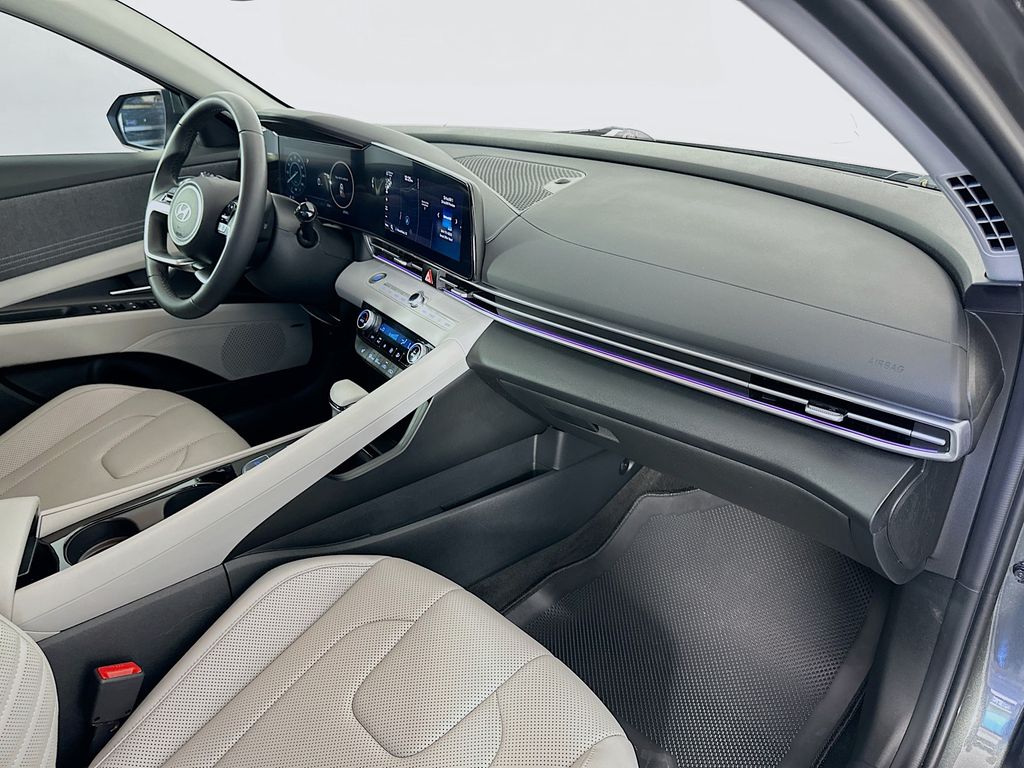 Thumbnail: 2024 Hyundai Elantra - 29