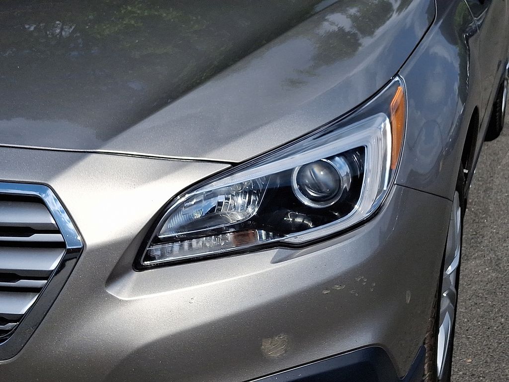 Thumbnail: 2015 Subaru Outback - 10