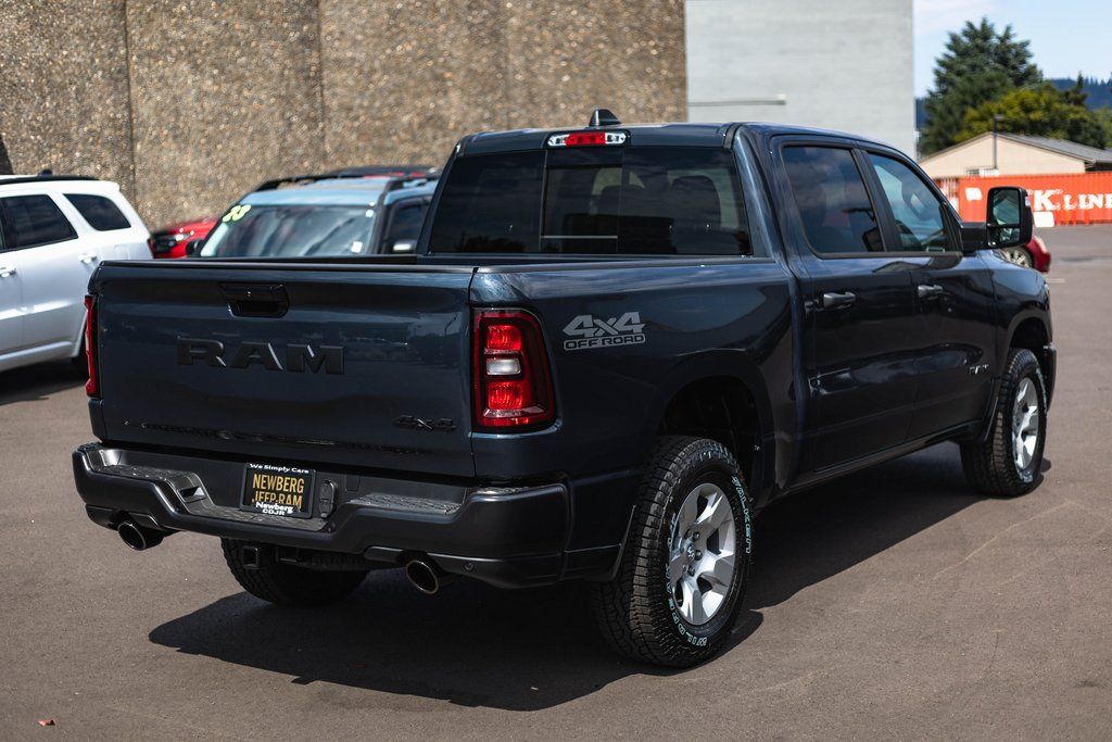 2026 Ram 1500 Tradesman thumbnail 8