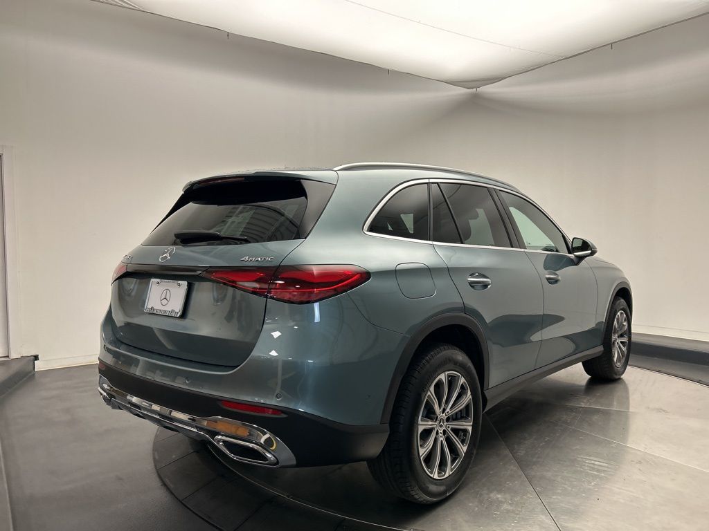 Thumbnail: 2026 Mercedes-Benz GLC - 7