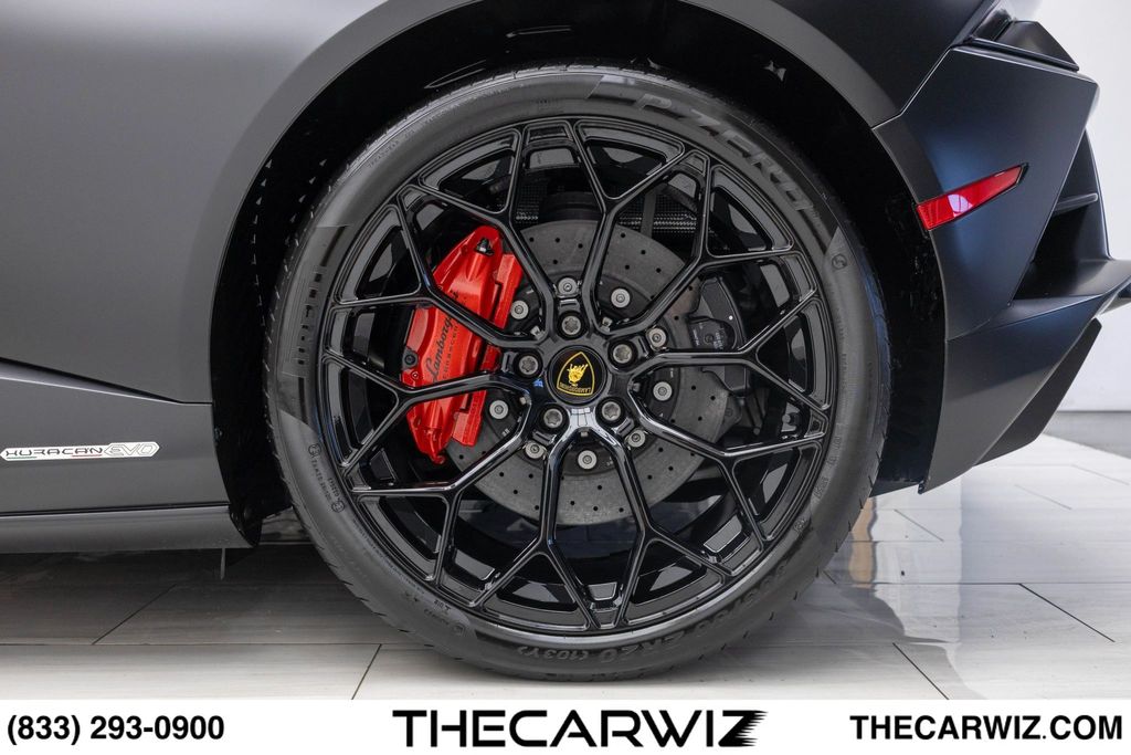 2024 Lamborghini Huracan EVO