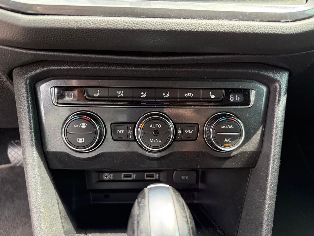 Thumbnail: 2018 Volkswagen Tiguan - 19
