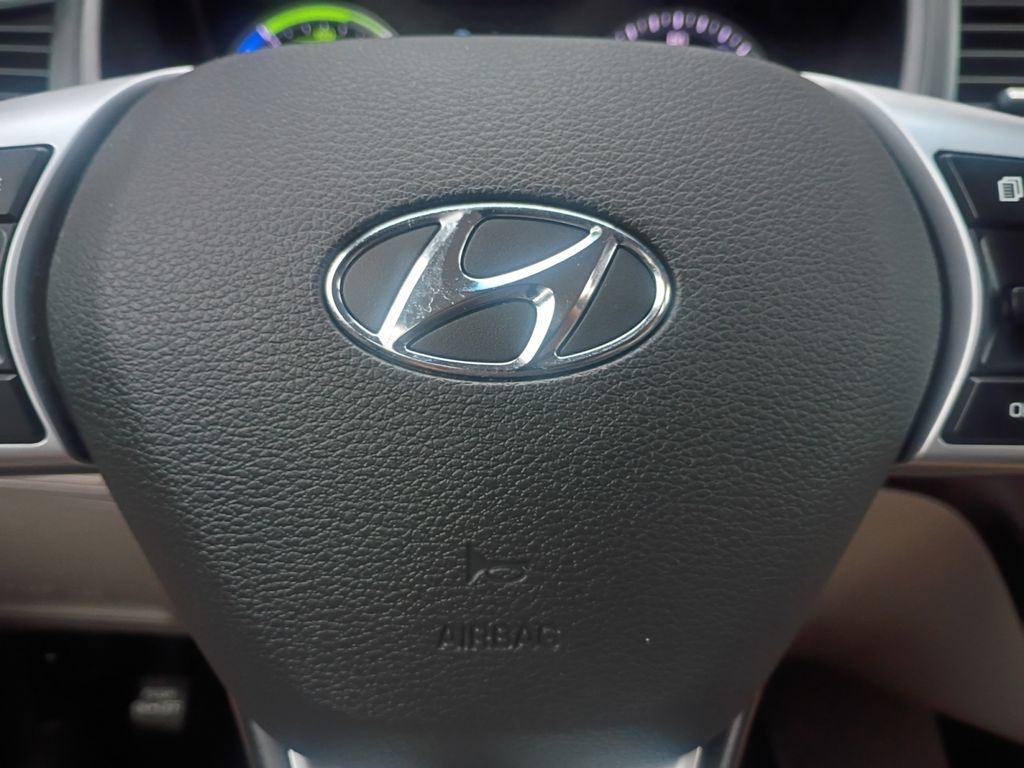 Used Car 2019 Hyundai Sonata Hybrid  Se For Sale Under $15,000 In Austin, Texas