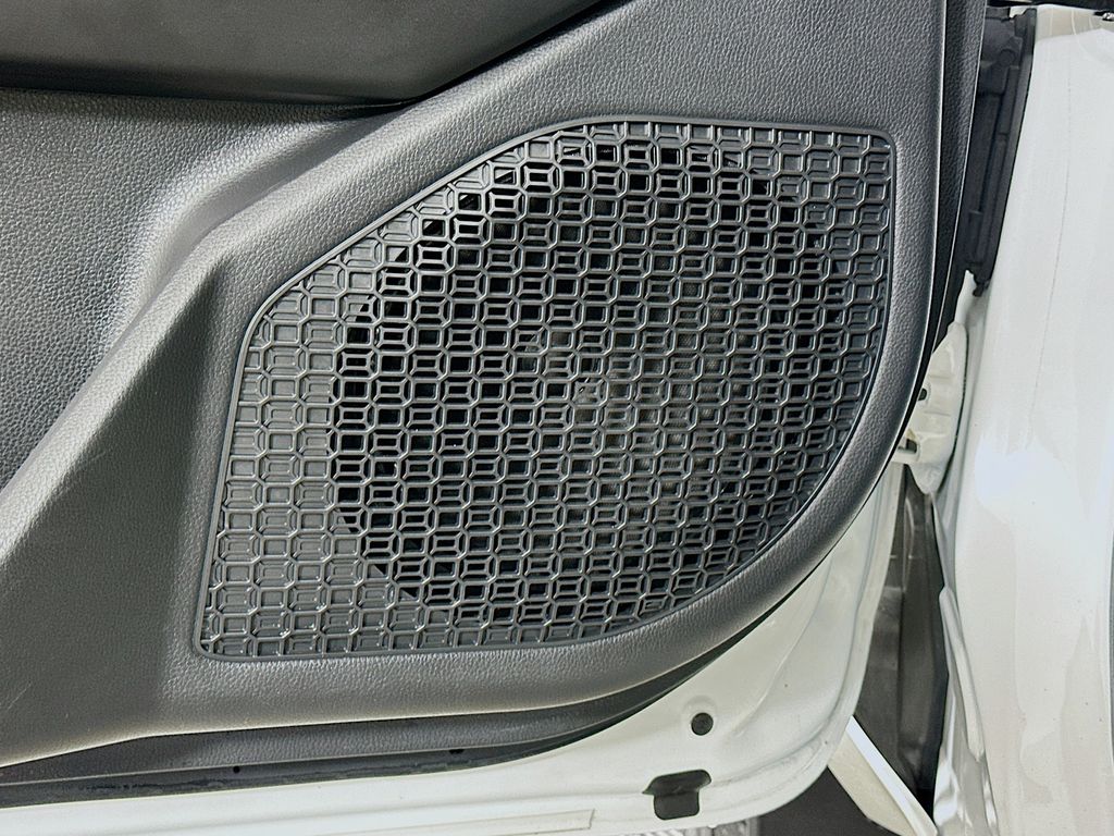 Thumbnail: 2024 Toyota Tacoma - 18