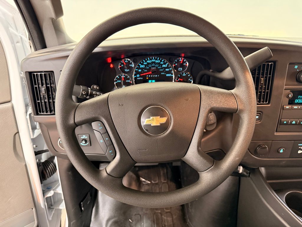 2025 Chevrolet Express 3500 Work Van