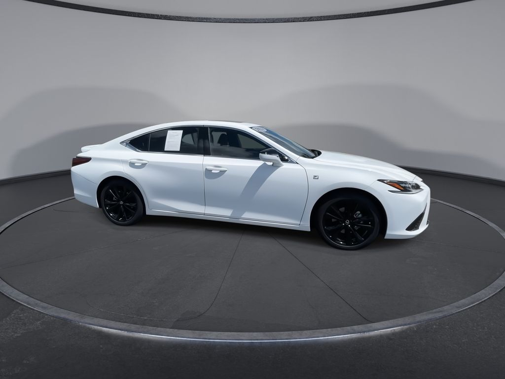 Thumbnail: 2023 Lexus ES - 2