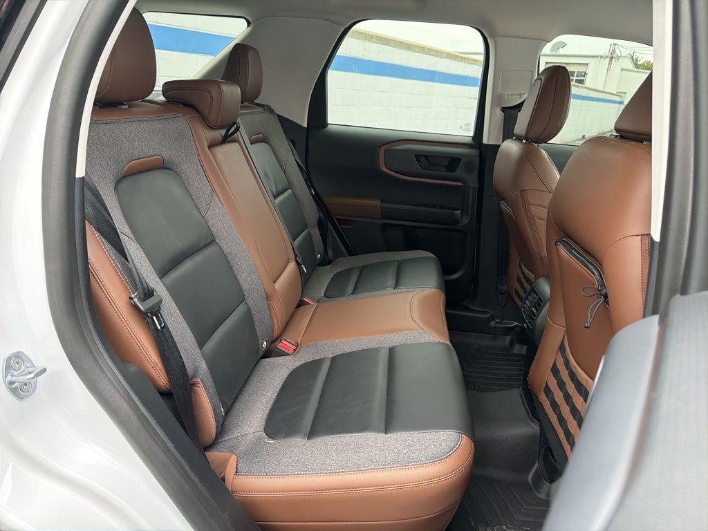 Thumbnail: 2022 Ford Bronco Sport - 22