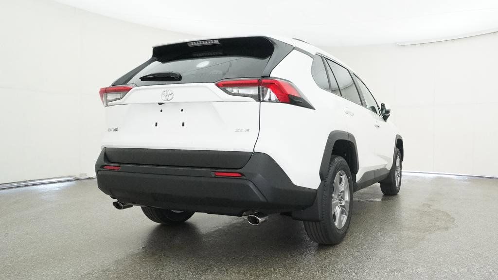 Thumbnail: 2025 Toyota RAV4 - 28