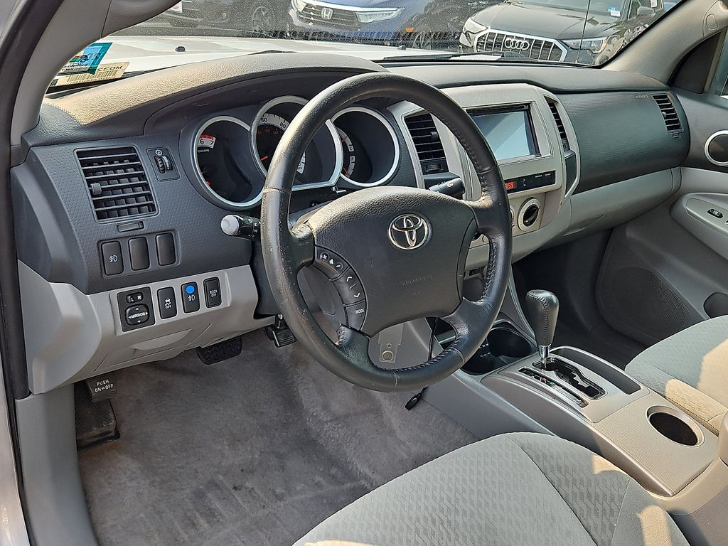Thumbnail: 2011 Toyota Tacoma - 25