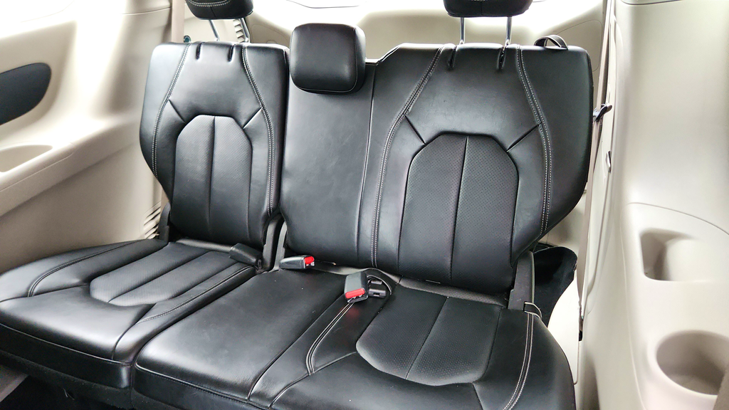 2024 Chrysler Pacifica Hybrid