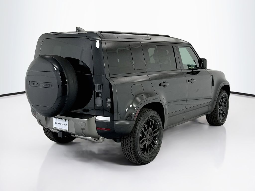 Thumbnail: 2026 Land Rover Defender - 5