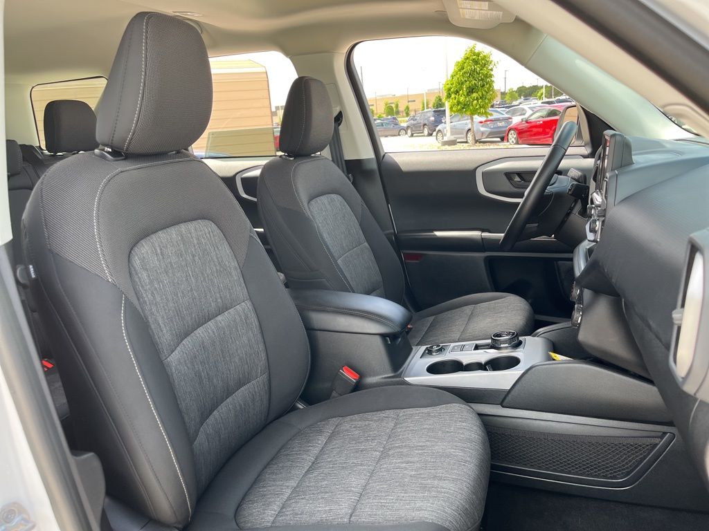 Thumbnail: 2021 Ford Bronco Sport - 32