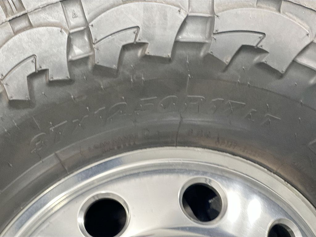 Used 2025 White Ram Laramie image 34