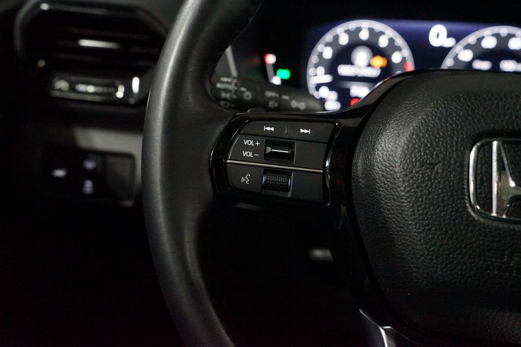 Thumbnail: 2023 Honda Pilot - 14