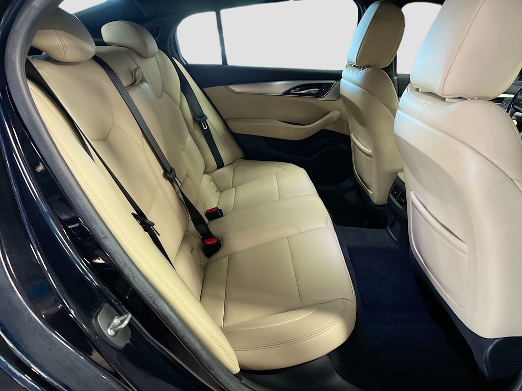 Used 2021 Dark Moon Blue Metallic Cadillac Luxury image 29