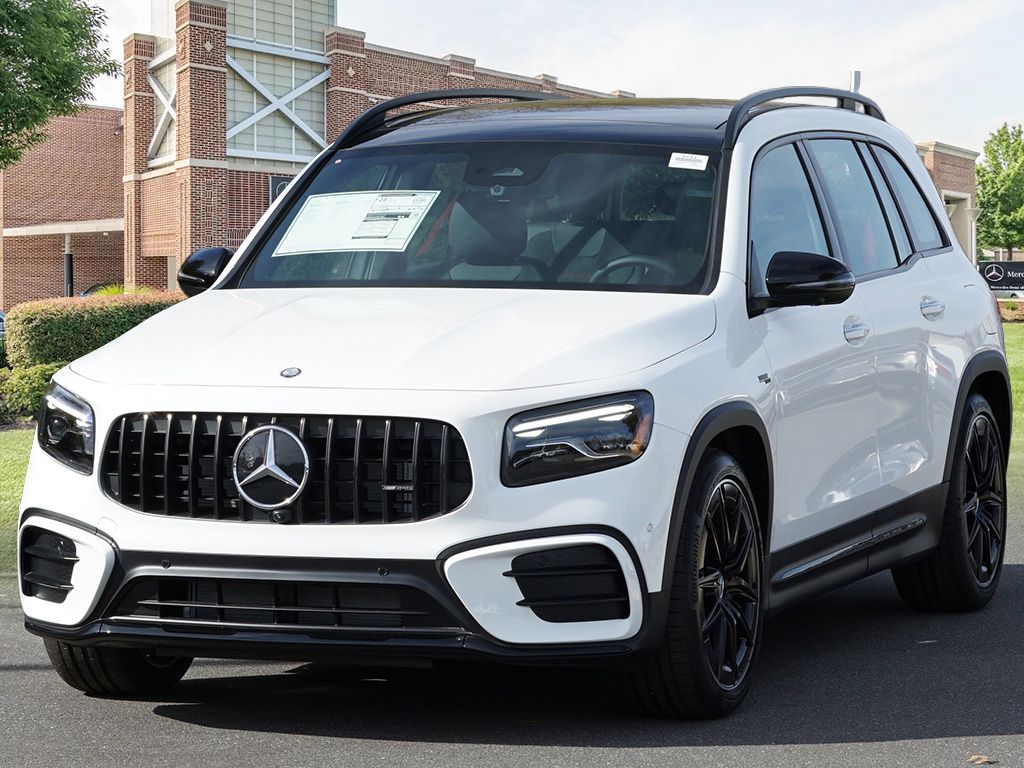 Thumbnail: 2026 Mercedes-Benz GLB - 4