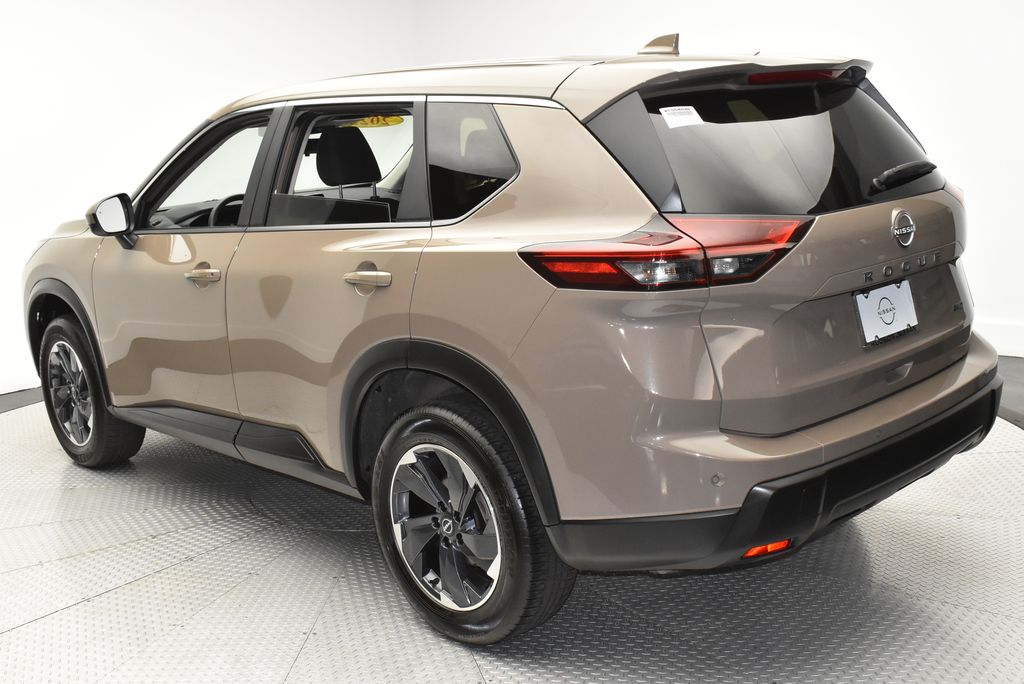 Thumbnail: 2025 Nissan Rogue - 7