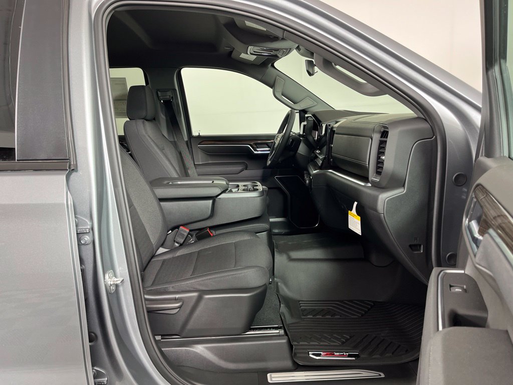 Thumbnail: 2026 Chevrolet Silverado 1500 - 8