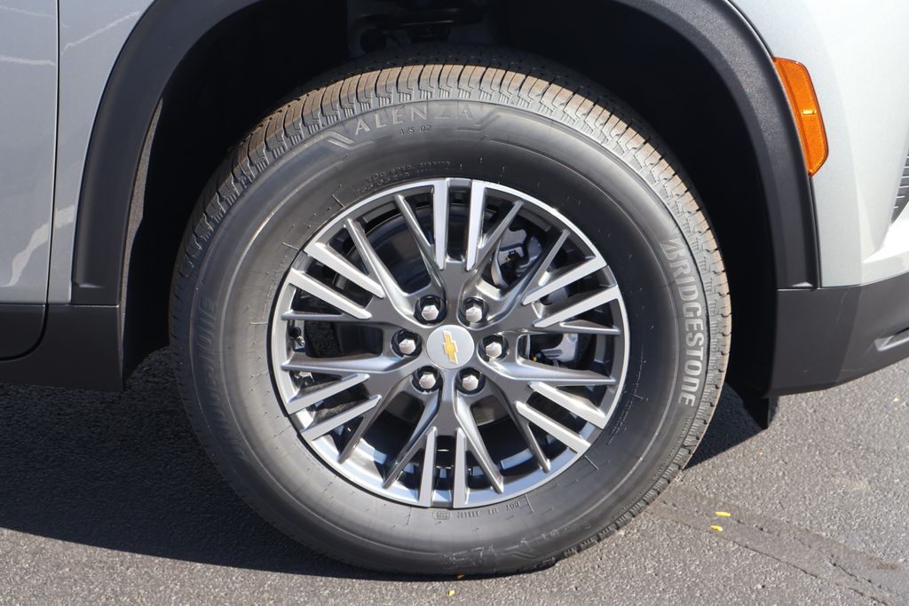 Thumbnail: 2026 Chevrolet Traverse - 11