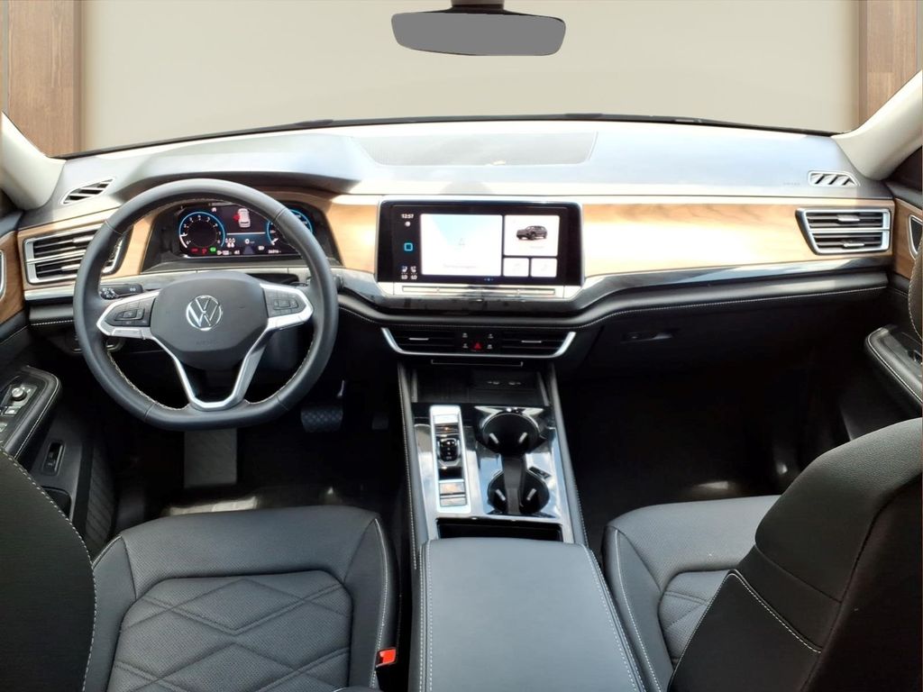 VolkswagenAtlas24