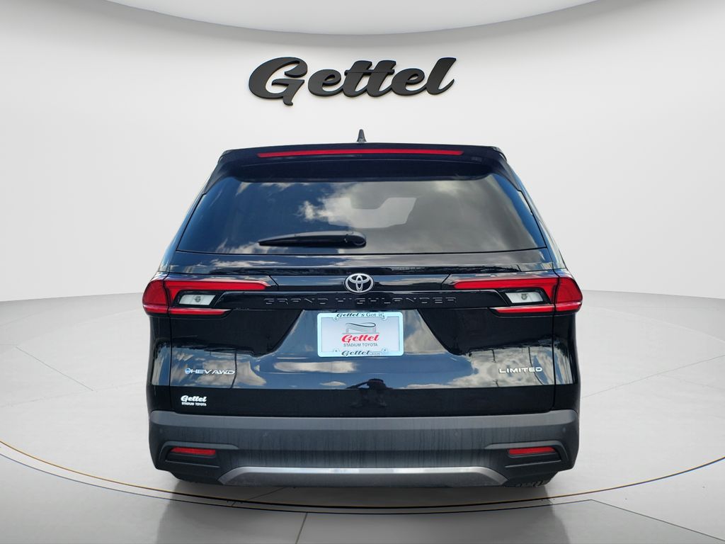 View vehicle photo 5