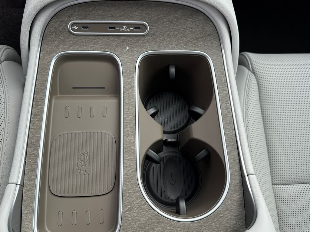 New 2026 White Hyundai Limited image 21